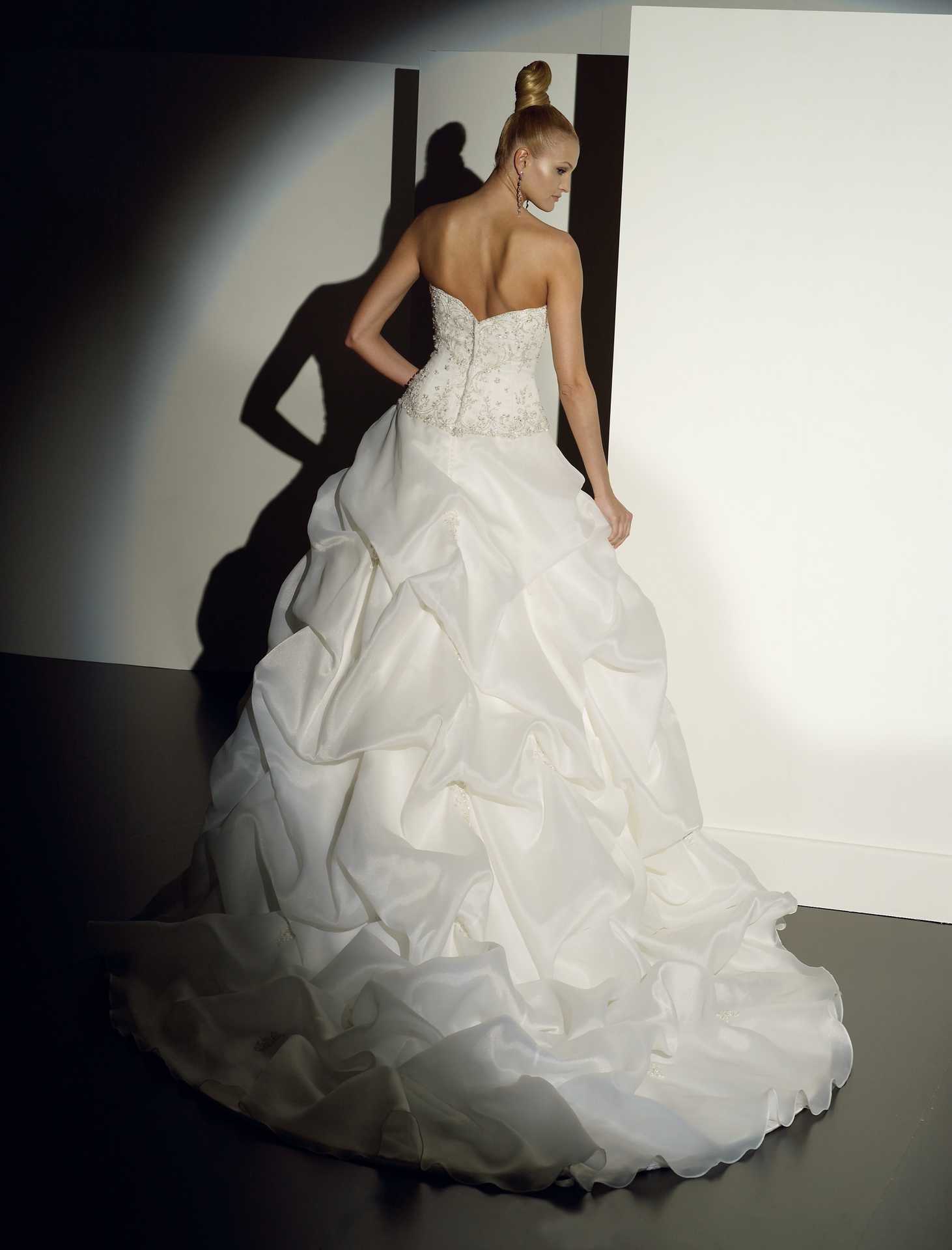 Свадебное платье 3920