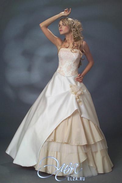 Свадебное платье Рафаэлла (персиковое)